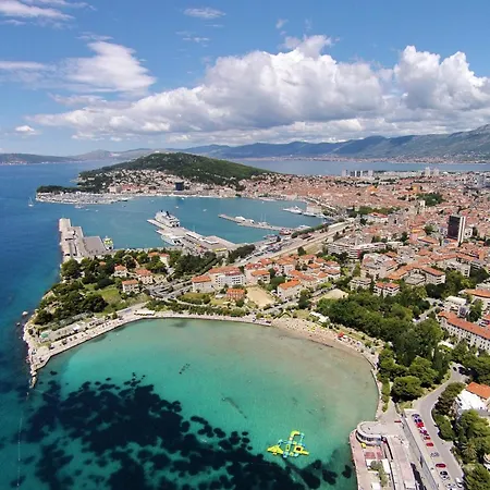 Διαμέρισμα With Parking Space - 23350 *